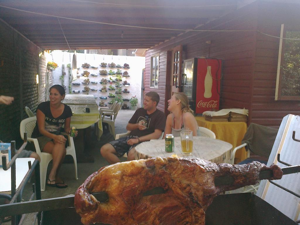 Ruka Pucon Hostel Bagian luar foto
